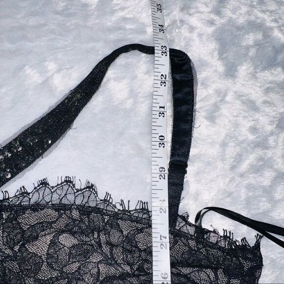 Bcbgmaxazria stunning lace/ Sequins Asymmetrical dress with pockets - Picture 15 of 15